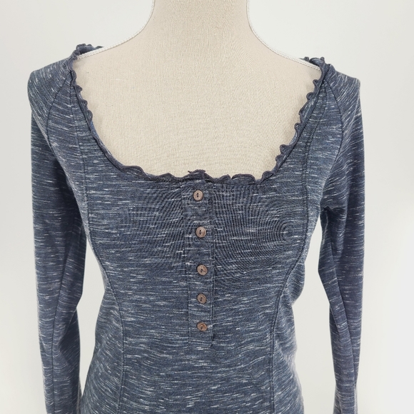 FREE PEOPLE HENLEY STYLE LONG SLEEVE TOP SIZE XS - Picture 4 of 7